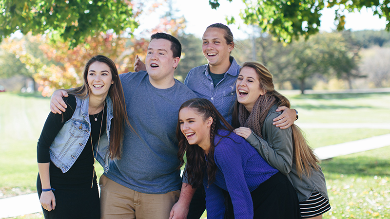 what to buy a 20 year old female